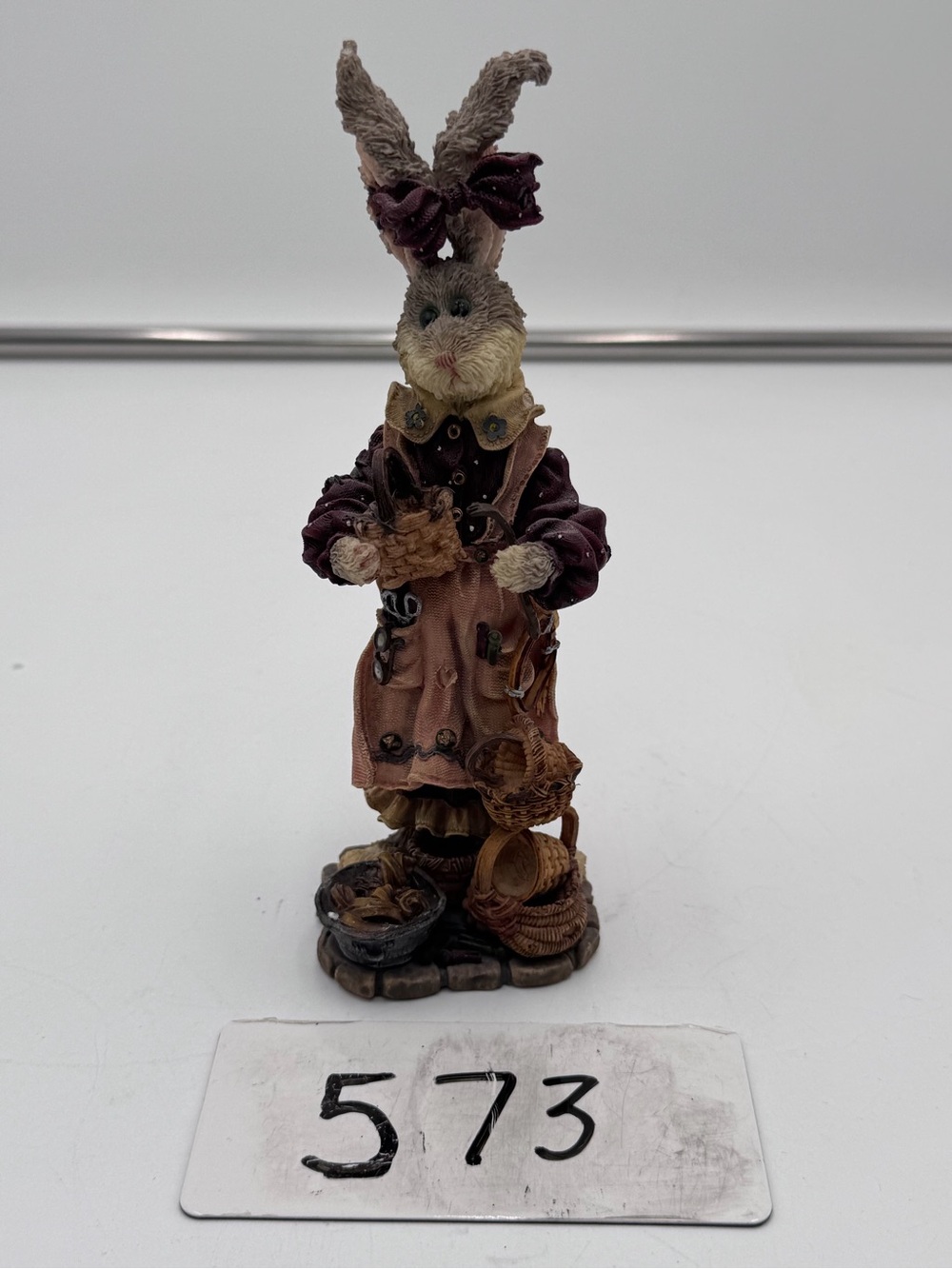Vintage Boyds Bears Folkstone Rabbit Basket Weaver Figurine 1998 With Box